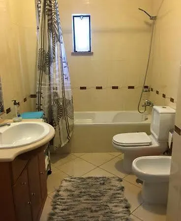 Apartamento Excelente T1 Oura Bicos Lucia